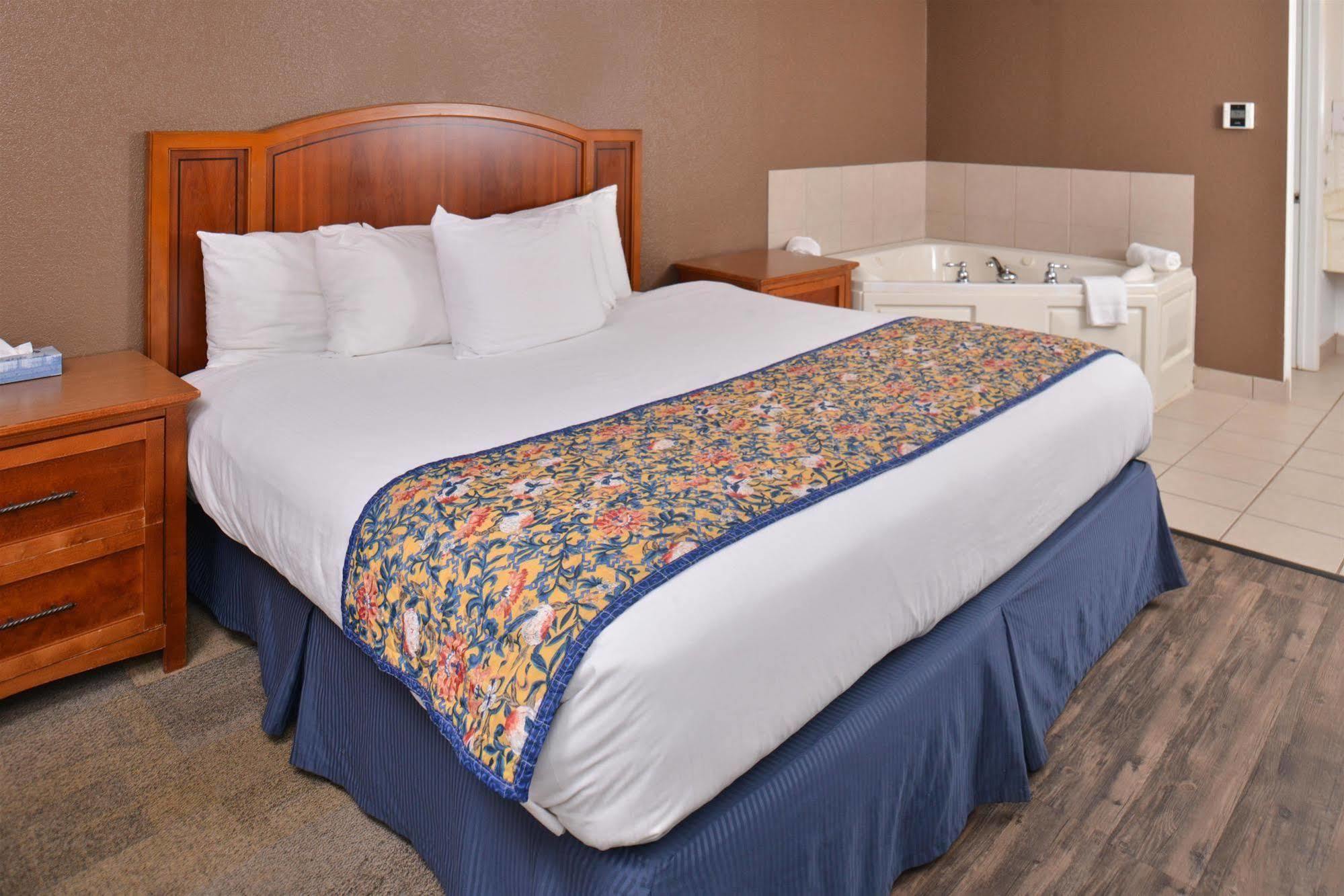 Americas Best Value Inn & Suites Jackson Exteriör bild