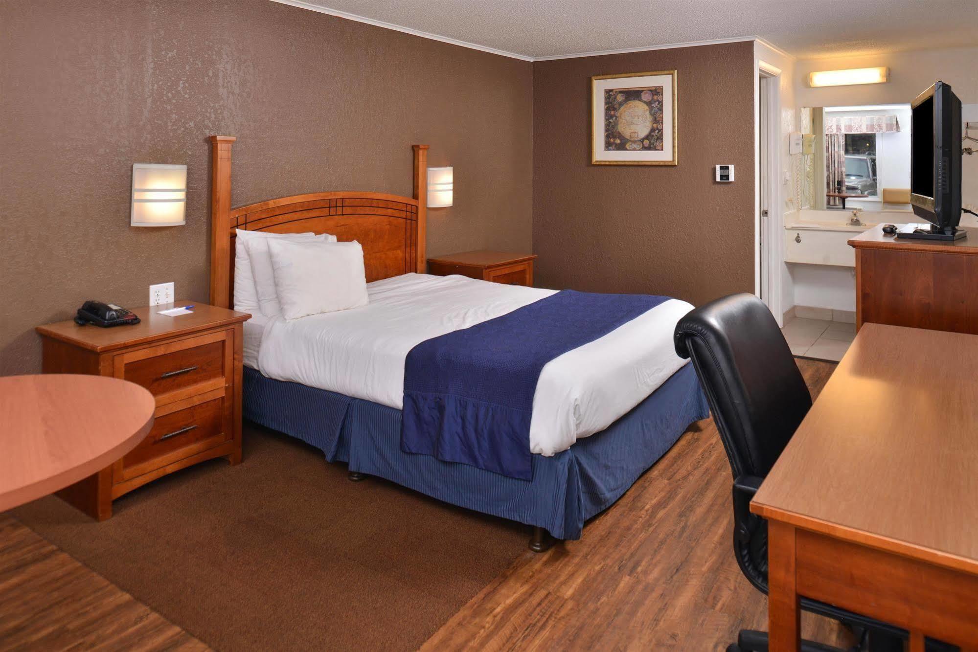 Americas Best Value Inn & Suites Jackson Exteriör bild