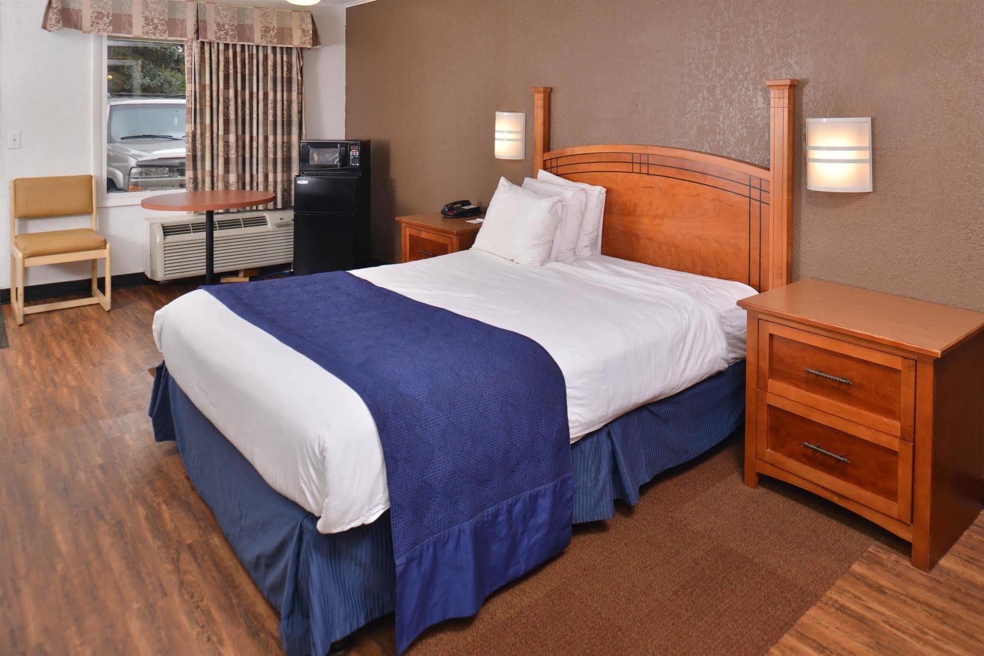 Americas Best Value Inn & Suites Jackson Exteriör bild