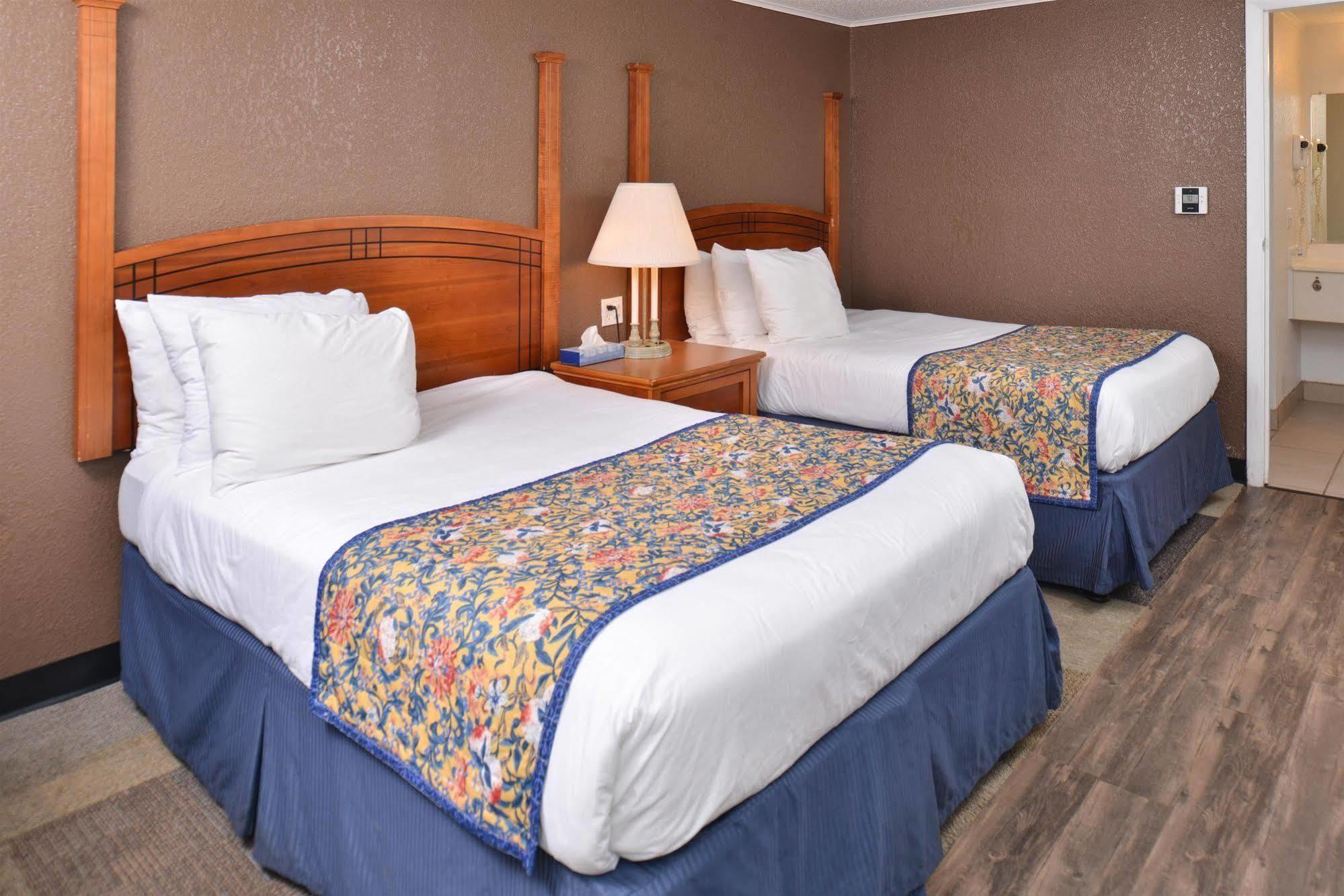 Americas Best Value Inn & Suites Jackson Exteriör bild